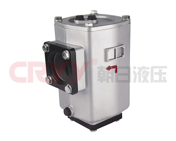 ISV系列管路吸油过滤器系由铝合金外壳、滤芯、旁通阀及目测发讯器和电发讯器构成的轻质而坚固的带外壳吸油过滤器,应竖直安装在油箱外的管路上,不影响管路的布置,油箱…